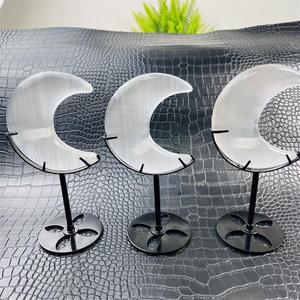 <span class=keywords><strong>Luna</strong></span> <span class=keywords><strong>de</strong></span> Selenita Transparente Tallada a Mano sobre Base, Escultura <span class=keywords><strong>de</strong></span> <span class=keywords><strong>Luna</strong></span> Creciente <span class=keywords><strong>de</strong></span> Cristal <span class=keywords><strong>de</strong></span> Yeso Natural para Decoración <span class=keywords><strong>de</strong></span> Espacios <span class=keywords><strong>de</strong></span> Sanación Espiritual - Product Image 3