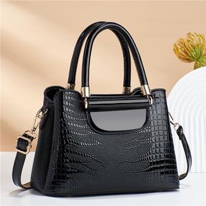 Guangdong transfrontalier de haute qualité de luxe sac pour femmes mode une épaule bandoulière grande capacité sac à main - Product Image 6