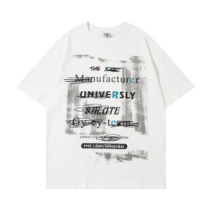 T-shirt da uomo 100% cotone con grafica tipografica effetto schizzi di vernice, profondità tattile artigianale, vestibilità rilassata e oversize - Product Image 1