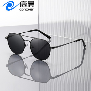 Lunettes de soleil Conchen Aviator, monture en métal noir, verres PC, protection UV400, unisexe, pour la conduite, les voyages, la mode - Product Image 1