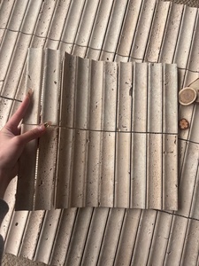 Mosaïque de carreaux en travertin beige naturel Perfectstone, à rainures concaves, en forme de bande, pierre 3D pour la décoration murale de villas et d'hôtels - Product Image 2