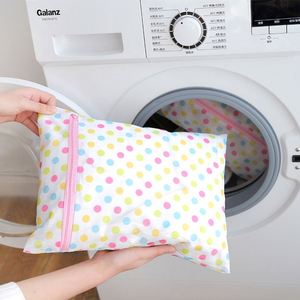 Bolsa de Lavandería Plegable de Malla de Poliéster Reutilizable y Ecológica al por Mayor con Cierre de Cremallera y Logotipo Personalizado para Promociones de Lavadoras - Product Image 4