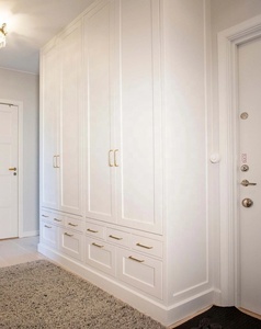 Dressing haut de gamme avec îlot en marbre et portes miroir, armoire de chambre en <span class=keywords><strong>bois</strong></span> durable style Shaker avec aménagement flexible - Product Image 4
