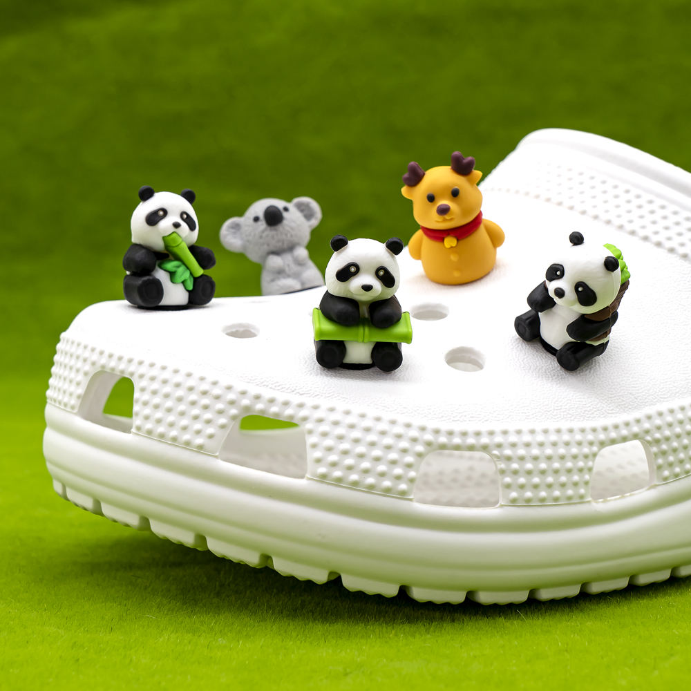 Personalized New Fashion Custom Animal 3D PVC Rubber Shoe Charm Wholesale Colorful Moose Koala Arctic Fox Pandas Shoe Charm Bulk