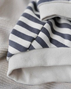 Abbigliamento Invernale Casual per Cani <span class=keywords><strong>di</strong></span> <span class=keywords><strong>Piccola</strong></span> e Media <span class=keywords><strong>Taglia</strong></span>, Felpa a Righe in Cotone Moderna e Carina per Cuccioli - Product Image 5