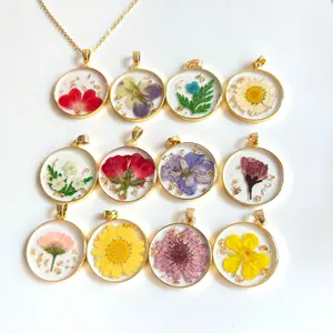 Mois <span class=keywords><strong>de</strong></span> <span class=keywords><strong>Naissance</strong></span> Rétro Créatif Pendentif Fleur Pressée Collier Séché en Résine Naturelle - Product Image 1