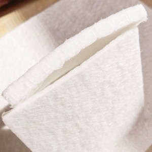 Rouleaux <span class=keywords><strong>d</strong></span>'aérogels en matériau composite sans poussière de 6 mm <span class=keywords><strong>d</strong></span>'épaisseur pour <span class=keywords><strong>l</strong></span>'<span class=keywords><strong>isolation</strong></span> des murs, des toits et des sols des bâtiments, <span class=keywords><strong>isolation</strong></span> thermique haute performance pour entrepôts - Product Image 1