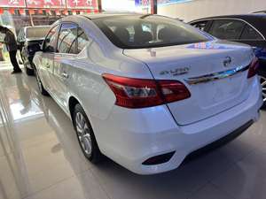 批发销售二手2020年日产轩逸<span class=keywords><strong>1</strong></span>.6XE CVT舒适版左驾自动变速箱真皮座椅R16轮胎 - Product Image 4