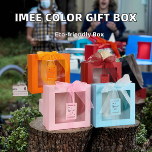 IMEE Elegante Caja de Regalo Cuadrada Biodegradable de Papel Barnizado de 8x8 Pulgadas, Color Rosa, Rojo, Azul, con Ventana - Product Image 2