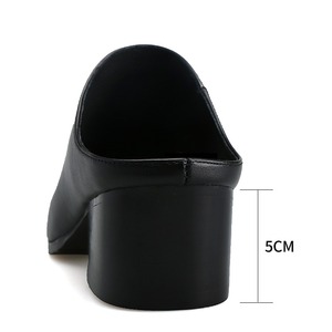 Chaussures mi-semelles pour hommes Baotou, pantoufles en cuir de vachette pleine fleur pour hommes, chaussures en cuir à bout pointu, chaussures en cuir à talons hauts tendance - Product Image 4