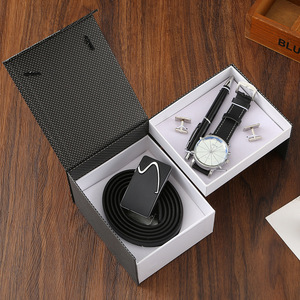 Set Regalo da <span class=keywords><strong>Uomo</strong></span> Fancyyc: <span class=keywords><strong>Cintura</strong></span> in Pelle PU, <span class=keywords><strong>Portafoglio</strong></span> e Orologio al Quarzo <span class=keywords><strong>con</strong></span> Lancette Decorative - Regalo per la Festa del Papà - Product Image 2