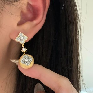 Fine Charm <b>Bracelet</b> Gold Chain Diamond Four Leaf Clover Pendant Everyday Wear Women's Jewelry Shenzhen Origin - Product Image 2