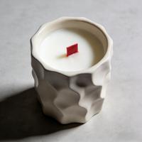 Bougie parfumée blanche à l'art tendance, parfum de luxe pour la maison et le spa, logo personnalisé et vente en gros OEM