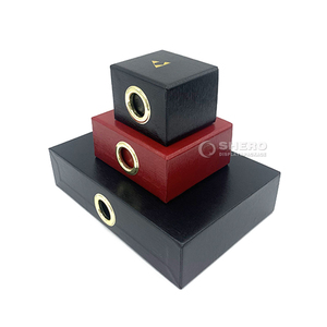 Boîte à bijoux de luxe en cuir PU avec tiroir pour bagues de mariage, personnalisable avec logo estampé à chaud - Product Image 2