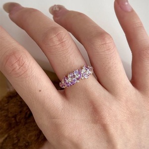 Anello di Lusso con Foglia di Cristallo Viola per Donne |   Fede nuziale placcata in <span class=keywords><strong>oro</strong></span> <span class=keywords><strong>rosa</strong></span> con zirconi cubici |   Gioielli alla Moda per Feste - Product Image 4