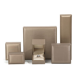 Escaparate personalizado de plástico para parejas, Cajón Grande de oro, gama alta, respetuoso con el medio ambiente, anillo plegable con caja - Product Image 5