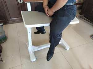 Table latérale réglable mobile médicale <span class=keywords><strong>de</strong></span> <span class=keywords><strong>lit</strong></span> <span class=keywords><strong>d</strong></span>'<span class=keywords><strong>hôpital</strong></span> <span class=keywords><strong>de</strong></span> patient hospitalisé - Product Image 4