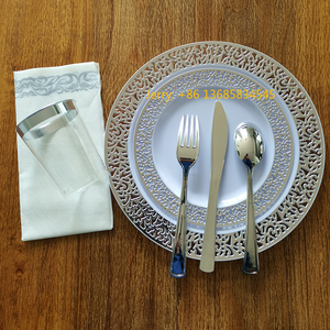 Nouvel arrivage de <span class=keywords><strong>vaisselle</strong></span> <span class=keywords><strong>jetable</strong></span> <span class=keywords><strong>en</strong></span> <span class=keywords><strong>plastique</strong></span> moderne de haute qualité, certifiée LFGB, sans BPA, avec bordure dorée, idéale pour la rentrée scolaire et les fêtes. - Product Image 5
