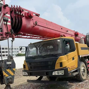 Grue d'occasion STC250H 25 tonnes Shanghai STC SAC en bon état à prix réduit - Vente flash - Product Image 1