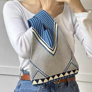 2024 nuevo hombro <span class=keywords><strong>Ba</strong></span> G pequeño bolso de mano de punto bolso de nudo japonés Mini bolso de ganchillo de mano de lana de compras B a G bolso de muñeca para mujer - Product Image 4