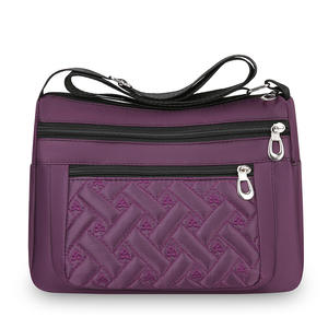 Nuevo Bolso cruzado para mujer, de nailon, cuadrado horizontal, con múltiples bolsillos, resistente al agua, cierre de cremallera, uso diario, negro, morado - Product Image 4