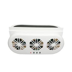 Ventilateur de voiture L3506 ABS à trois vitesses, circulation d'air réfrigérant, extraction de fumée, refroidisseur de voiture à énergie solaire - Product Image 1