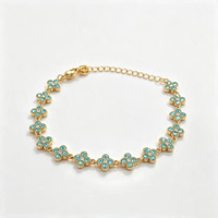 Accessoires de mode en gros, bijoux fins, bracelet en acier inoxydable avec charme trèfle à quatre feuilles coloré, cadeau porte-bonheur pour les fêtes