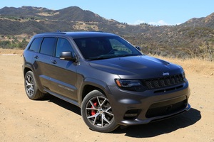 Kit de Carrocería Listo para Enviar para Jeep Grand Cherokee 2011-2023, Conversión a SRT-8 2024, Instalación Plug and Play, Disponible en EE. UU. - Product Image 3