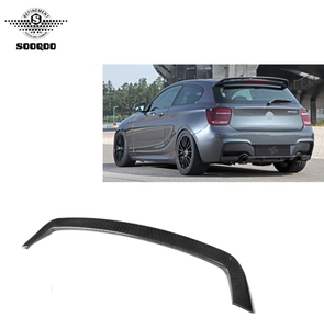 Aileron de <span class=keywords><strong>toit</strong></span> en queue de canard en fibre de carbone sèche de style AC pour <span class=keywords><strong>BMW</strong></span> Série <span class=keywords><strong>1</strong></span> F20 135i 2012 +. - Product Image 1