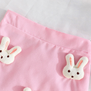 ชุดเซ็ตสองชิ้นน่ารักหรูหราสำหรับเด็กผู้หญิง เสื้อตุ๊กตากระต่ายลายทางปกเสื้อ และกระโปรงสั้นลำลอง เสื้อผ้าเด็ก - Product Image 6