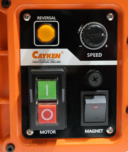 เครื่องเจาะแม่เหล็กแบบปรับความเร็วได้ รุ่น CAYKEN KCY-48/2WDO เกรดอุตสาหกรรม พร้อมหัวจับดอกสว่านแบบไม่ใช้กุญแจ ปรับแต่งได้ตามความต้องการของ OEM - Product Image 2