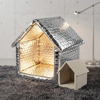 Barrière thermique moderne en aluminium avec isolation à bulles, design écologique pour l'isolation des toits des élevages porcins et des salles de maternité