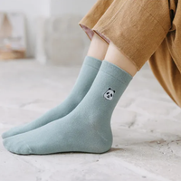 Chaussettes courtes respirantes personnalisées pour femme avec logo sur mesure, collection été 2024, avec design de bordure/corps pour usage quotidien