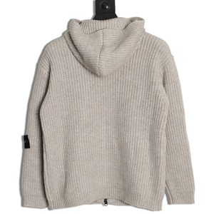 Nouveau Manteau à Capuche Gris Tricoté Chaud et Robuste pour Homme, Style Décontracté Île, avec Détails en Pierre - Product Image 4
