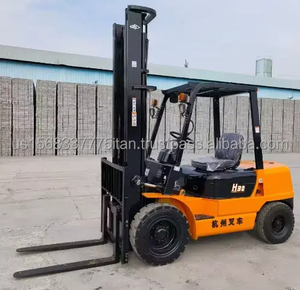 Chariot élévateur à palettes diesel Hangzhou H30, modèle 2023, capacité de 3 tonnes, transmission 4x4, hauteur de levage de 3 m, fourches de 1200 mm, d'occasion - Product Image 6