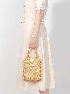 Bolsas Para Mujer Design à la mode Sacs Femmes Sacs À Main Dames Tissé À La Main Creux En Bois Perle Sac À Main Sac Tendance 2025 - Product Image 3