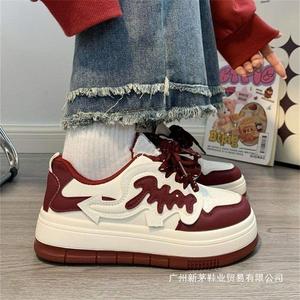 Baskets basses en toile rouge bordeaux pour femme, chaussures plates respirantes à lacets, style simple et décontracté pour l'école - Product Image 2