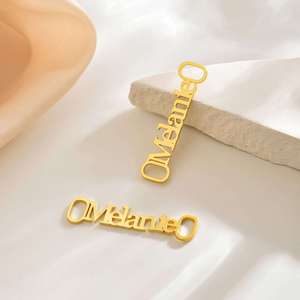 Hebillas de zapatos personalizadas de acero inoxidable, hebillas de zapatos personalizadas de tres colores con nombre y letra, en inglés - Product Image 3