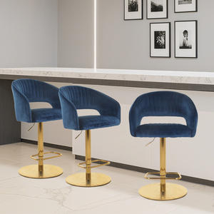 <span class=keywords><strong>Tabouret</strong></span> <span class=keywords><strong>de</strong></span> <span class=keywords><strong>bar</strong></span> pivotant réglable en velours <span class=keywords><strong>bleu</strong></span> <span class=keywords><strong>marine</strong></span> courbé avec dossier creux et base dorée - Product Image 2