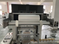Machine d'emballage sous film rétractable électrique automatique à commande PLC pour l'emballage de bouteilles de jus, de thé et de boissons