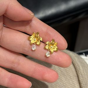 Pendientes de Plata de Ley S925, Estilo Chino Nuevo, con Diseño de Flor de Lirio Escarchada y Gotas de Agua, Pendientes Colgantes de Alta Gama - Product Image 1