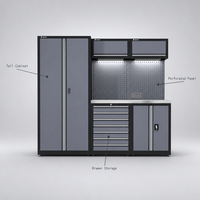 Armoire à outils de garage double compartiment avec poste de travail au design moderne, serrure à clé, rangement à panneaux perforés, prise électrique, capacité de charge de 500 kg
