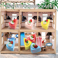 NOUVEAU 2026 – Miniature Kawaii en forme de gâteau triangulaire à la fraise, aliment artificiel en résine, artisanat décoratif pour maison de poupée DIY