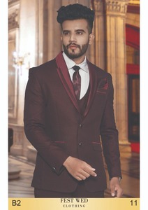 Conjunto de traje formal para hombre con chaqueta, chaleco y pantalón, ideal para bodas, ceremonias de compromiso y eventos corporativos - Product Image 4