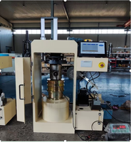 Machine d'essai de compression électro-hydraulique de type BTUTEST, marque DYE-2000, modèle 2000KN, capacité 2000KN, garantie 1 an