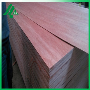 <span class=keywords><strong>Fogli</strong></span> <span class=keywords><strong>di</strong></span> <span class=keywords><strong>Compensato</strong></span> da 1mm, 1.5mm, 1.6mm, 1.8mm, <span class=keywords><strong>2</strong></span>.0mm, <span class=keywords><strong>2</strong></span>.5mm, 3.0mm, 3.2mm per Imballaggio - Product Image 3