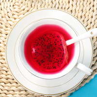 Zwavelvrije gedroogde rode drakenvrucht plakjes, laag temperatuur gedroogd, pitaya zonder suiker, voor fruitthee, cocktaildecoratie, bulk groothandel