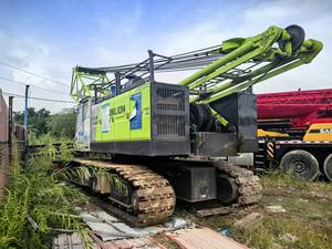 Grúa sobre orugas Zoomlion 850 85t usada para construcción pesada - Product Image 3