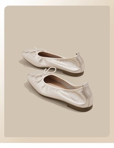 Ballerines de style français couleur champagne pour femmes avec nœud à découpe basse, ballerines de style français avec nœud couleur argent - Product Image 2