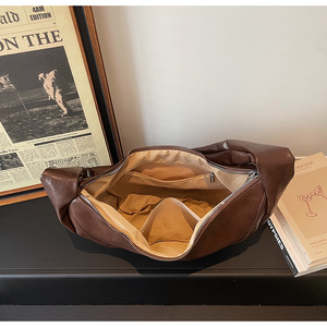 <span class=keywords><strong>Sac</strong></span> à bandoulière coréen vintage en cuir PU souple imperméable couleur unie, style décontracté, en forme de <span class=keywords><strong>banane</strong></span>/lune, <span class=keywords><strong>sac</strong></span> de voyage croisé - Product Image 6